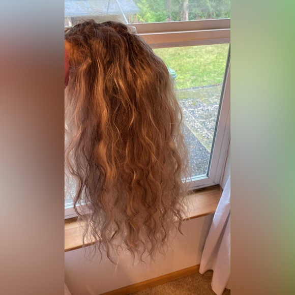 Chelsey Smith Crowns Ava Wig - Picture 2 of 5